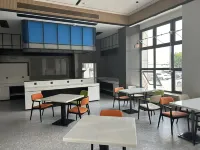 Huayangfu Hotel فنادق في تشى جَو