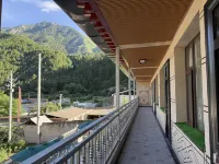Xueyu Langka Homestay Hotel a Têwo