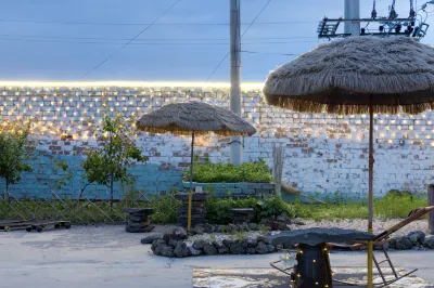 Huoshan Qingquan Xiaoyuan (Ulan Hada Store) Các khách sạn gần Mars Campground