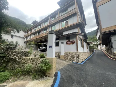 Tongyuan Hongshe Homestay Các khách sạn gần Qinglong Great Waterfall
