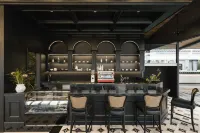 Jingdezhen Royal Kiln Factory Ruyuan Sky City Hotel (People's Square Branch)