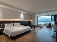 Ban Tang Li Wai Hotel Hotels in Eryuan