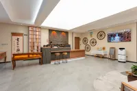 Daolang Tribe Grand Hotel (Bainiao Lake Wanda Plaza)