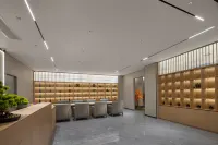 Moshang Light Luxury Hotel (Yongzhou Dongshan Scenic Area Lingling Ancient City) - 2-Star