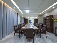 Yilong Anyue Hotel (Beijing International Trade Baiziwan Subway Station) Hotels near Sihui Station