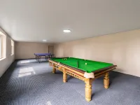 Jifeng International Hotel (Walnut Market Branch) Hotels in Laishui