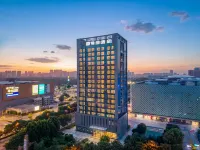 Li Orange·Yue Hotel (Wuhan Ikea Zhuyehai Metro Station Branch) Hotels in Wuhan