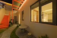 Lustrine Light Luxury Resort · Chuan Shang Qingbaili (Jingdezhen Taoxichuan) - Kitchens