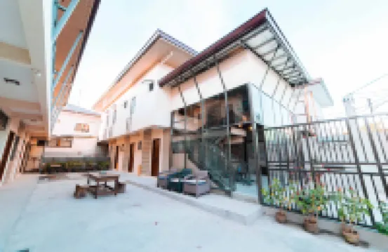 RedDoorz Plus @ Casa Lucia Sindalan San Fernando City Pampanga Hotels in San Fernando