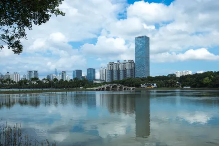 Ming Du Lakeside Hotel Отели рядом с достопримечательностью «Nanning Wuxiang Xinqu Zongbu Base Leisure Park»