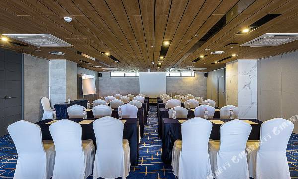 Aimi Jeju Beach Hotel Hamdeok