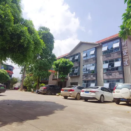 Longzhou Tianzhi'e Villa Hotel