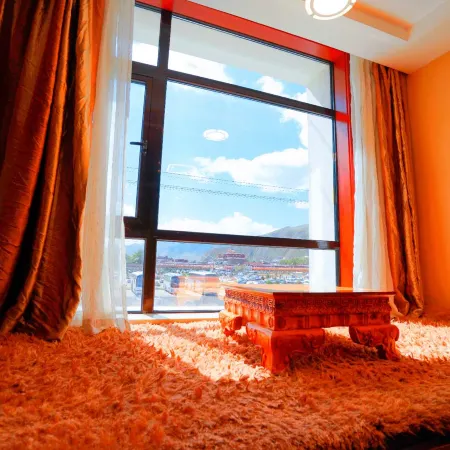 Norbu Serwo Hotel