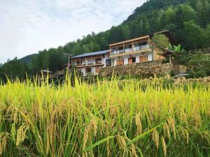 Heming Mountain House in Wuyishan