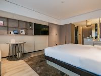 西安汉城湖世融国际宜尚PLUS酒店 - 宜适大床房