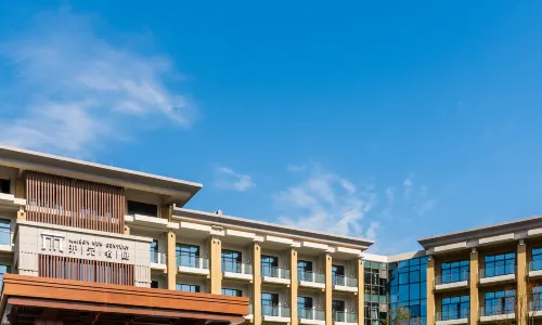 ShengSi Maison New Century Hotel