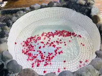 拾月温泉ホテル（紅河ハニ族イ族自治州弥勒湖泉生態園紅河水郷） - 温泉