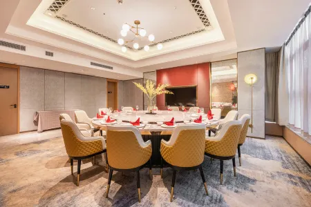 Taste of Life Chenggu Отели рядом с достопримечательностью «Tomb of Zhang Qian»