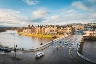 Highland Apartments by Mansley