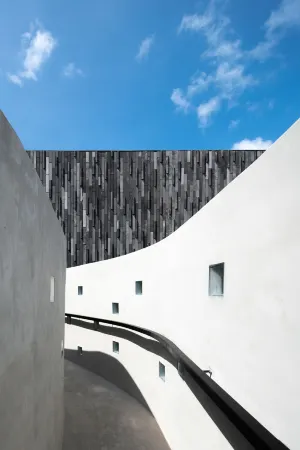 Lloyd's Inn Bali Отели в г. Бали