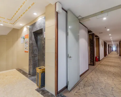 yi yi hotel Общественные зоны Photos