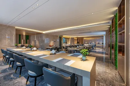 Lifeng Hotel (Pingnan financial investment building)