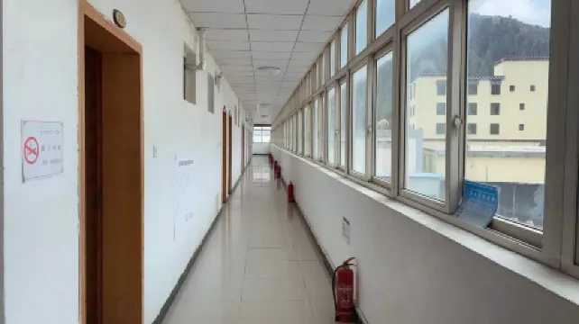 Jiaxing Qionglai Hotel (Fazhan Road Branch)