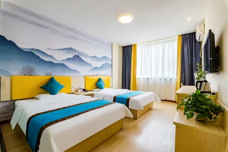 7Days Inn Chain Hotel (Xinzheng Longhu Engineering College) Отели рядом с достопримечательностью «College of Information & Business， Zhongyuan University of Technology»