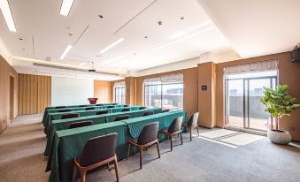 Fuzhou Financial Street Atour Hotel