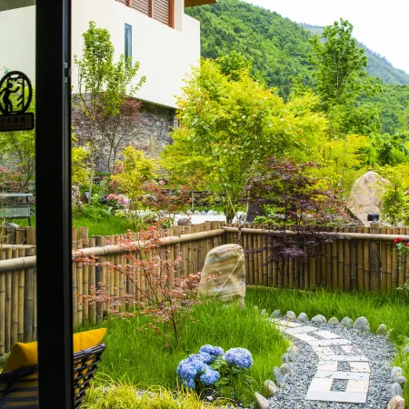 Summergarden Hotel