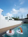 JW Palm Bay Homestay - Kolam Infiniti