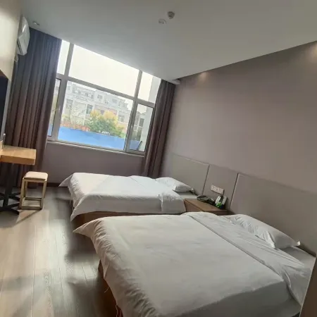 Jingjie Hotel Hotele w: Powiat Dongping