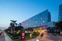 Crowne Plaza GUANGZHOU HUADU by IHG Hoteles en Distrito de Huadu