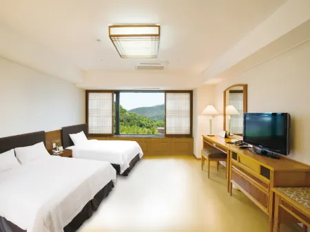 The K Hotel Gyeongju Отели рядом с достопримечательностью «Gyeongju National Park»