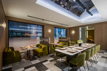 Crystal Orange Hotel Hangzhou West Lake Отели рядом с достопримечательностью «Quyuanfenghe (Breeze-Rustled Lotus In Quyuan Garden)»