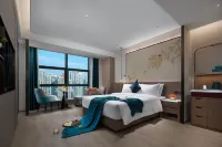 Huangshi Wanda Plaza Ramada by Wyndham - 4-Star