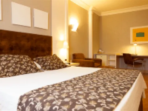 Bristol International Airport Hotel - Guarulhos グアルリョスのホテル