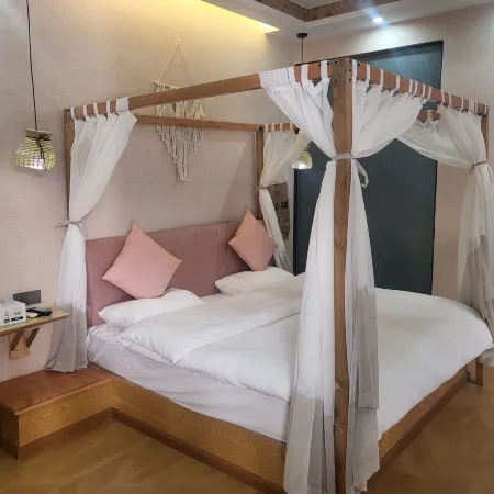Zhumeng Homestay