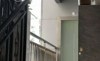 Zhong qing yu xing bin guan - Housity