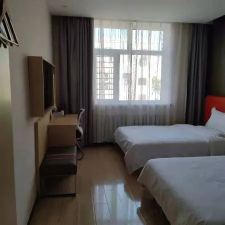 7 days premium hotel (Fujin Jiansanjiang Shengli Street store)