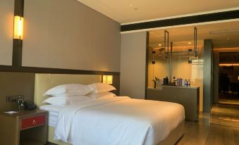 Ramada Plaza By Wyndham Hotel