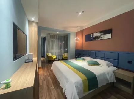 Lanting Senjing Hotel (Lanzhou University of Finance and Economics Heping Campus Shop) Отели рядом с достопримечательностью «Lanzhou Resources & Environment Voc-Tech College»