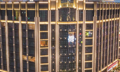 Four Seasons Hotel (Baise Dream Island Shopping Plaza)