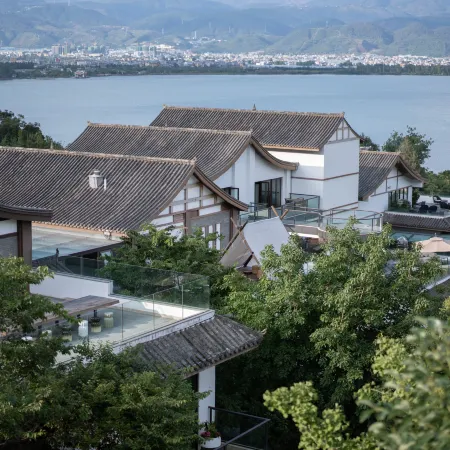 Xichang Guanhai Tingtao Art Hotel