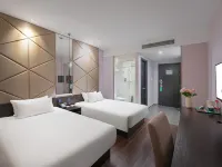 Campanile Hotel - servizio colazione