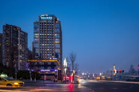 Youshe S River View Hotel (Chongqing Jiangbeizui Liujia Wharf)