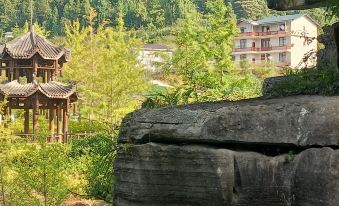 Enshi Huamanlou Homestay