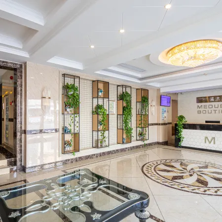 Qingmu Hotel (Chaohu Wanda Plaza Dongtang Road)