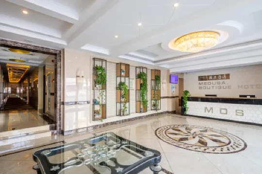 Qingmu Hotel (Chaohu Wanda Plaza Dongtang Road)