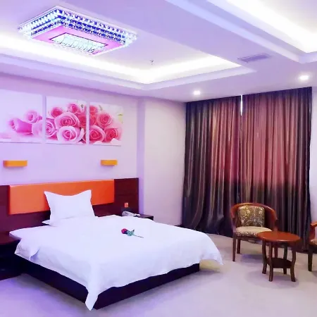OrangeriePremium Hotel (Dalian Changxing Island Santang Commercial Street)